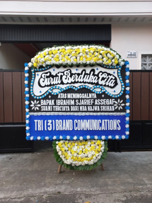 Papan Bunga Duka di Dataran Tinggi